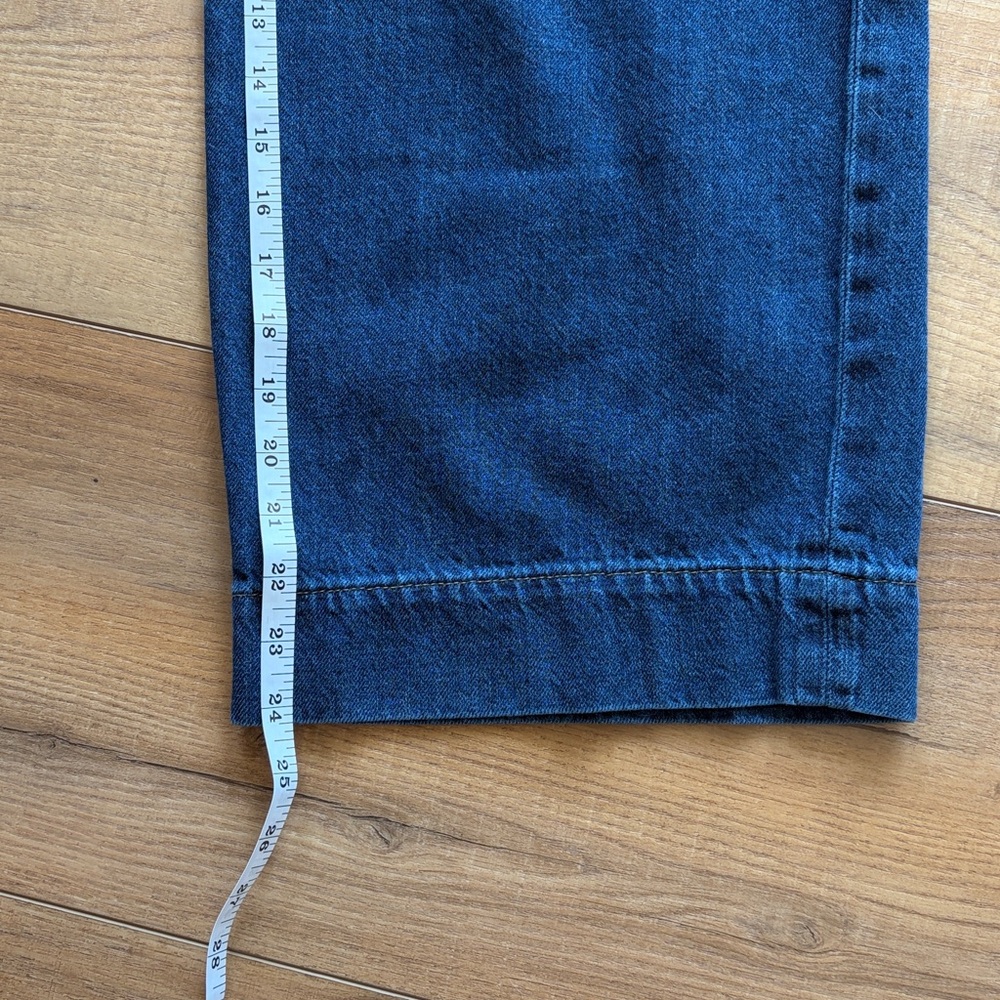 LOFT Outlet High-Rise Wide Leg Crop Jeans - Picture 7 of 7